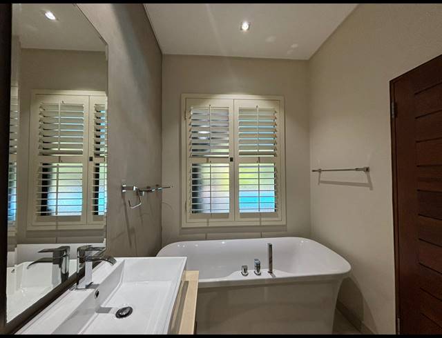 4 BEDROOM HOUSE FOR SALE IN SIMBITHI ECO ESTATE
